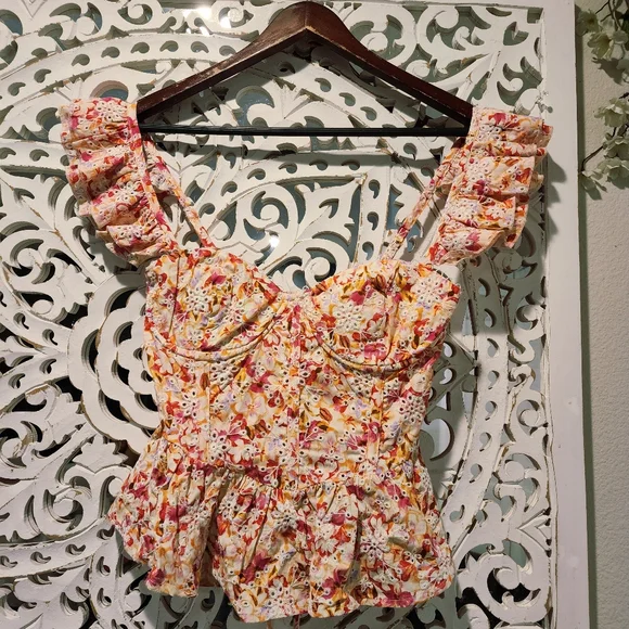 ASTR THE LABEL BAYLIN FLORAL PEPLUM TOP WOMENS SIZE XSMALL - Picture 14 of 16